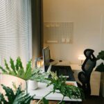 three simple ways decorate office